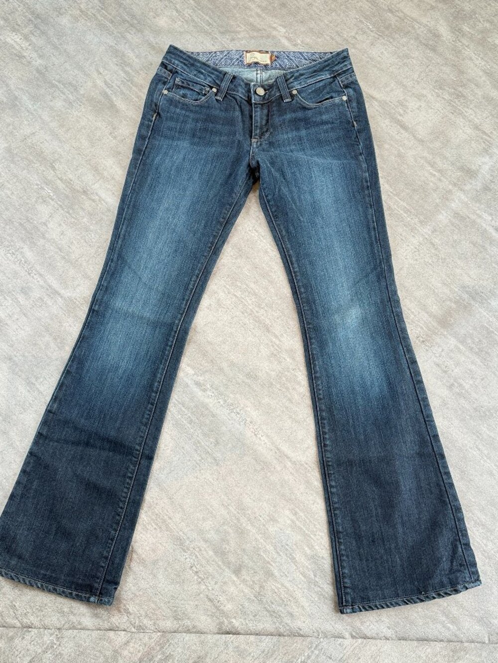 PAIGE Laurel Canyon Bootcut Jeans Size 27 Dark Wash Low Rise Made in USA